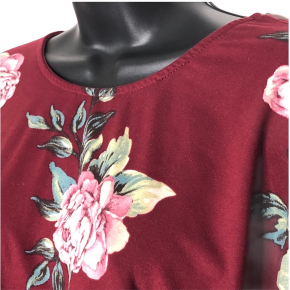 IZ BYER floral crisscross back tie front top | M - Picture 9 of 10